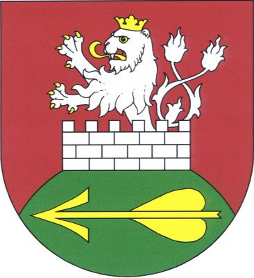 V červeném štítě stříbrný dvouocasý korunovaný lev se zlatou zbrojí vyrůstající ze stříbrné kvádrované hradby s cimbuřím na zeleném návrší se zlatým položeným šípem. Znak Bezděz