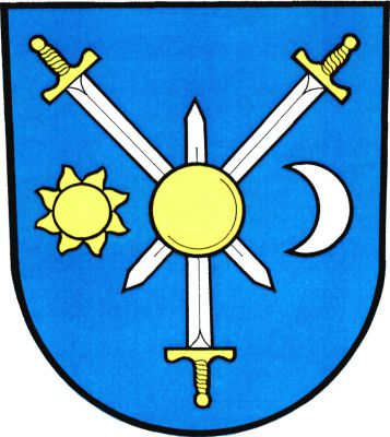 V modrém poli zlatá koule probodená třemi (2,1) stříbrnými meči se zlatými jílci provázená vpravo zlatým sluncem, vlevo stříbrným srpkem měsíce. Znak Bohušov