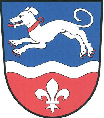 Modro-červeně sníženým stříbrným vlnitým břevnem dělený štít. Nahoře běžící stříbrný chrt s červenou zbrojí a obojkem s kroužkem, dole stříbrná lilie. Znak Labské Chrčice