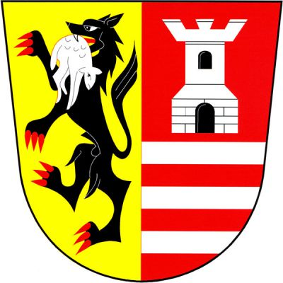 Ve zlato-červeně polceném štítě vpravo černý vlk ve skoku s červenou zbrojí nesoucí v zubech stříbrnou ovci, vlevo nad třemi stříbrnými břevny stříbrná věž s cimbuřím a kvádrovaným soklem, s černou prolomenou branou a oknem. Znak Úsilov