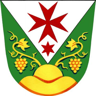 V zeleném štítě na zlatém trojvrší stříbrný klín s osmihrotým křížem nad hvězdou, obojí červené, z trojvrší vyrůstají do stran dva zlaté stonky, každý s jedním vinným hroznem a listem. Znak Věteřov